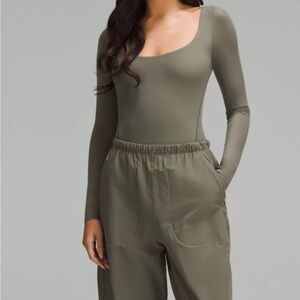 Lululemon Wundermost Nulu Square Neck Long-Sleeve Bodysuit (Army Green)